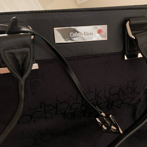 Monogrammed Calvin Klein large tote - Picture 7 of 7